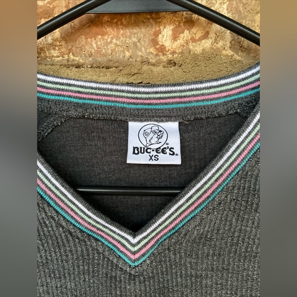 Buc-ees Embroidered Christmas Holiday Ornament Sweatshirt Size XS - Picture 4 of 4